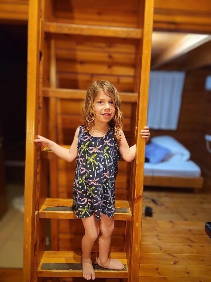 Belfer'S Dead Sea Cabins Neot HaKikar Екстериор снимка