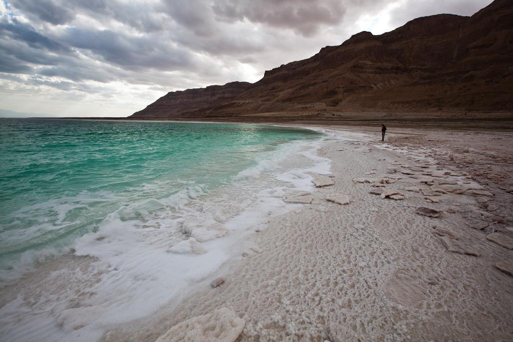 Belfer'S Dead Sea Cabins Neot HaKikar Екстериор снимка
