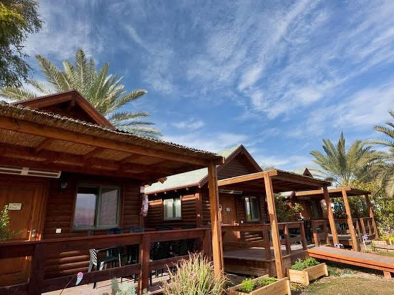 Belfer'S Dead Sea Cabins Neot HaKikar Екстериор снимка